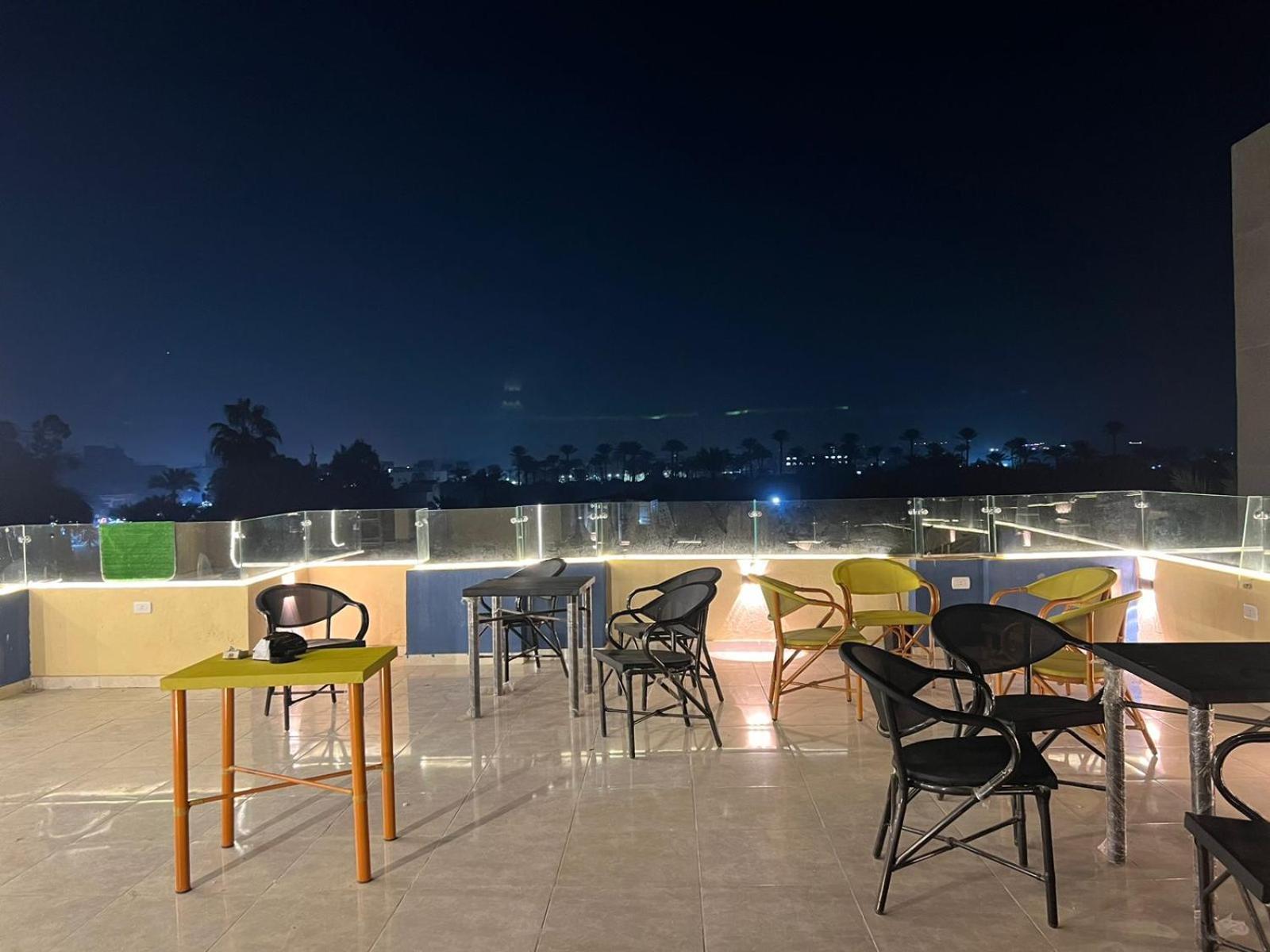Готель Regent Pyramids View Kafrat al Jabal Екстер'єр фото