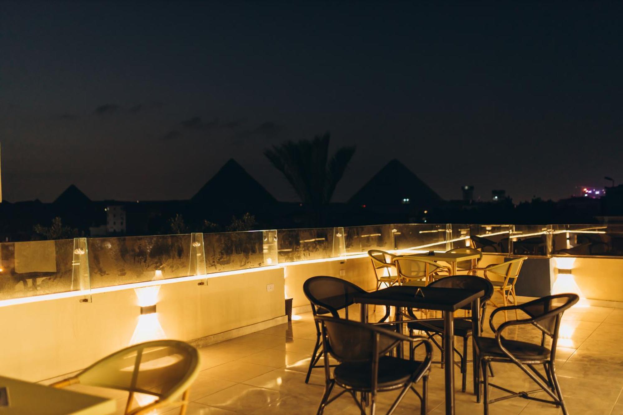 Готель Regent Pyramids View Kafrat al Jabal Екстер'єр фото